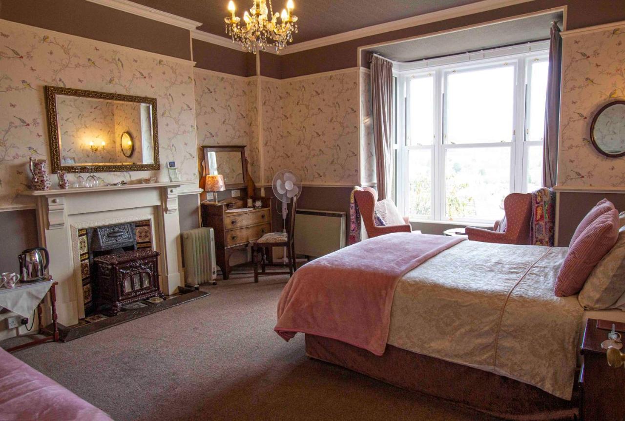 Penrose Bed & Breakfast ロストウィジエイ エクステリア 写真